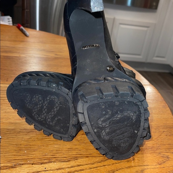 Gianni Bini Halandtwo Leather Chunky Lug Sole Lace-Up Platform Heeled Booties 8M - Picture 4 of 7